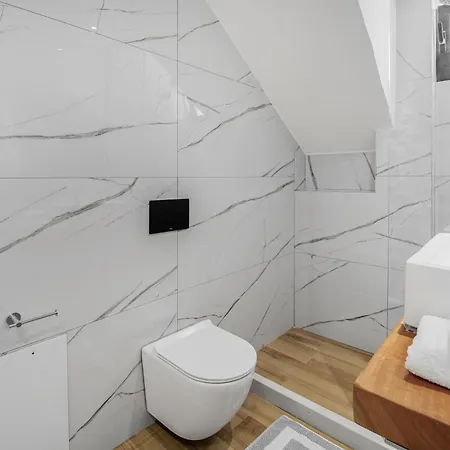 Groundfloor 1 Tsoukaládhes